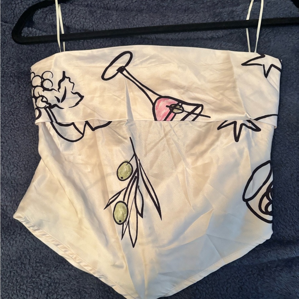 Bailey Rose from Ruby and Jenna White Strapless Top
Resort Wear